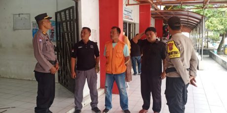 PELAKSANAAN JUMAT CURHAT DI PASAR BARU SENTOLO